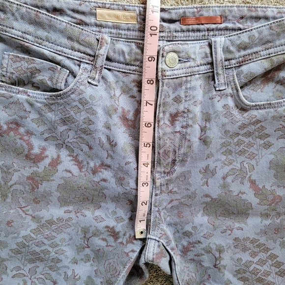 PILCRO Light Blue All Over Print Floral Straight Leg Slim Boyfriend Jeans Sz 29 - Picture 14 of 16